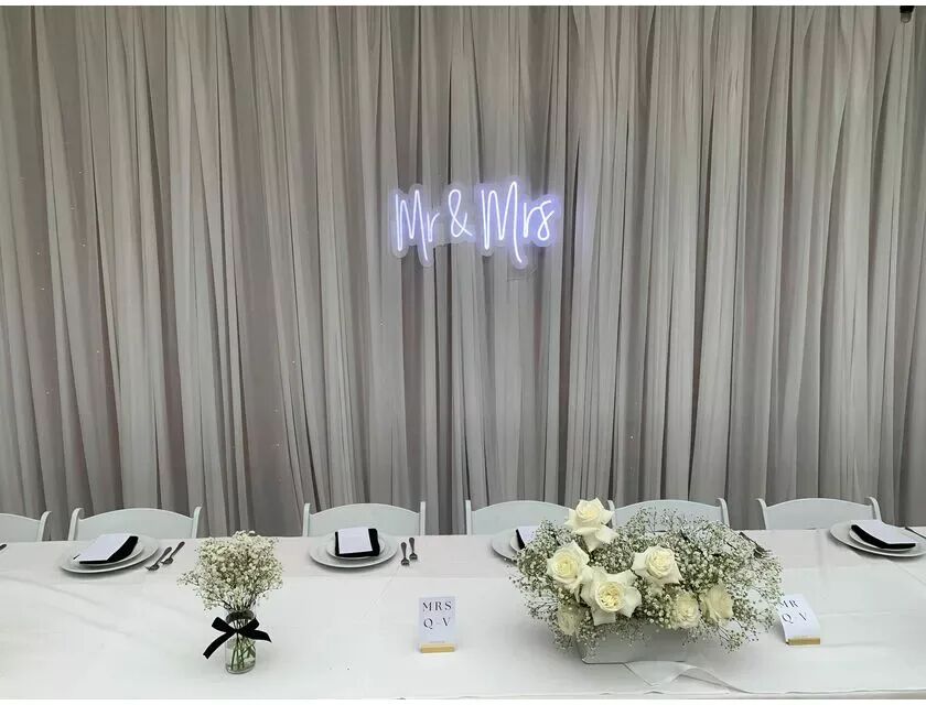Mr & Mrs - Neon Sign - White