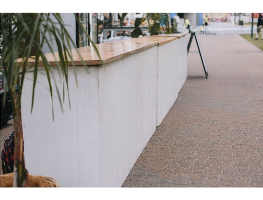 White Deluxe Bar