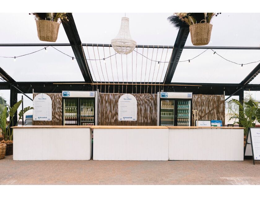White Deluxe Bar