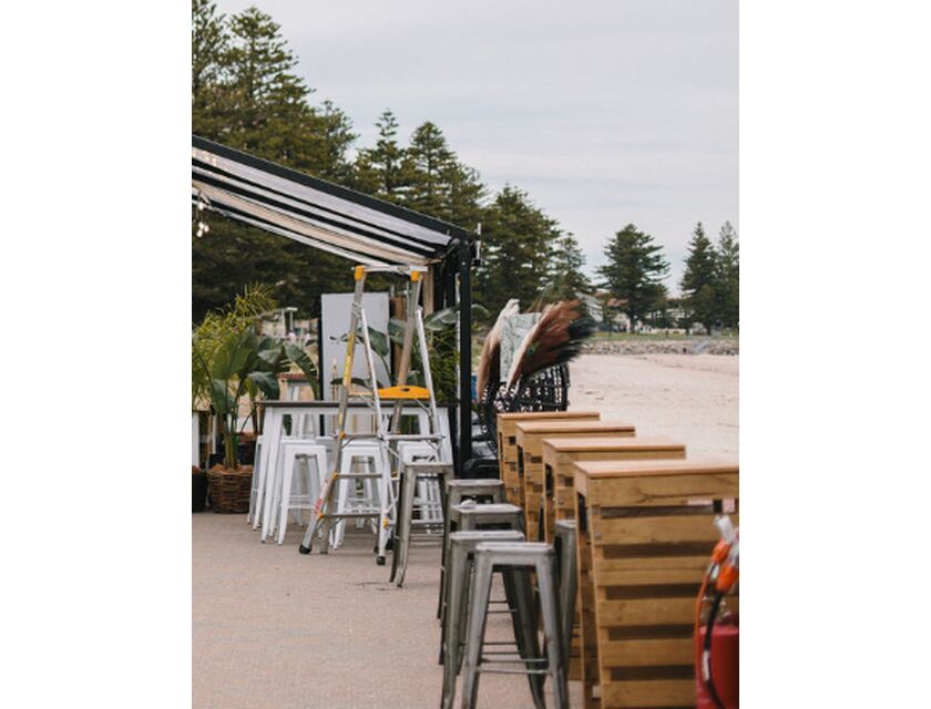 Pallet Bar Table