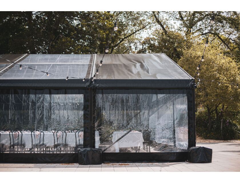 Black Frame / Black Roof - 10m x 9m