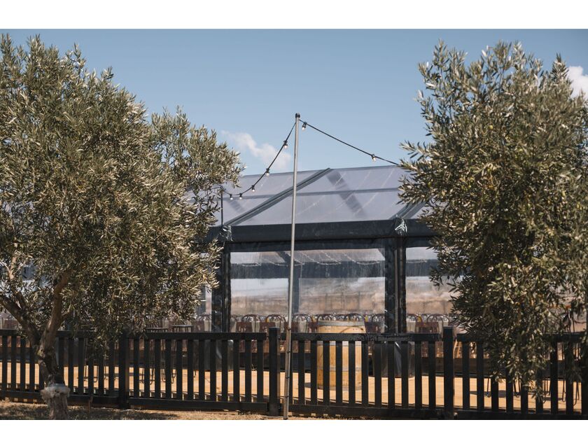 Black Frame / Clear Roof - 10m x 27m