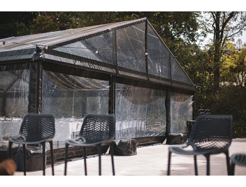 Black Frame / Black Roof - 10m x 9m