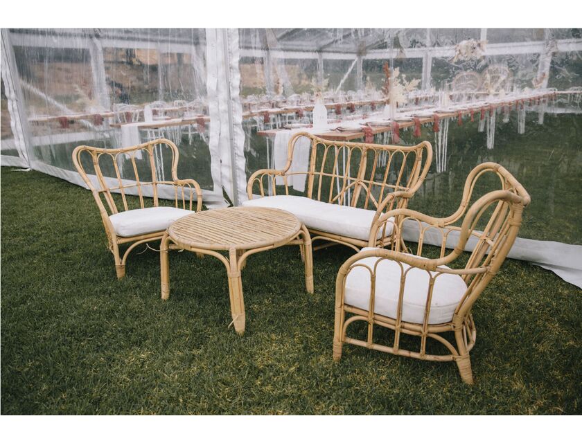 Cane Lounge
