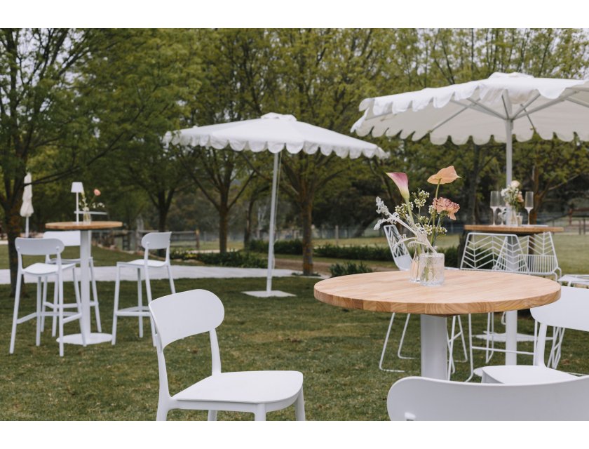 Scalloped Umbrella - White