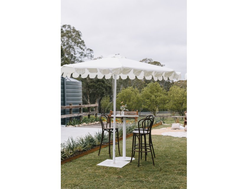 Scalloped Umbrella - White