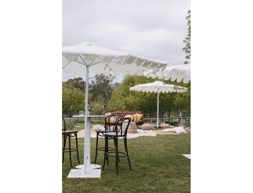 Scalloped Umbrella - White