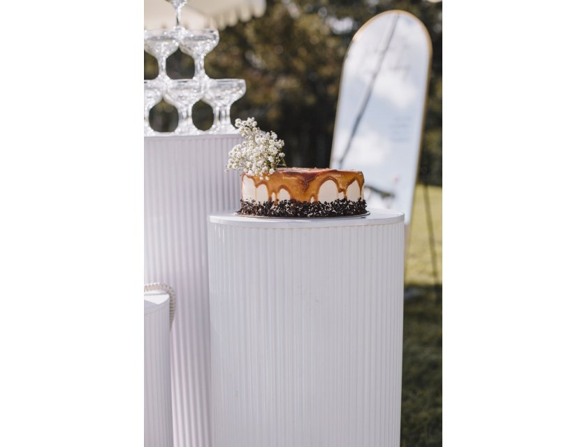 White Ripple Plinth - 60cm