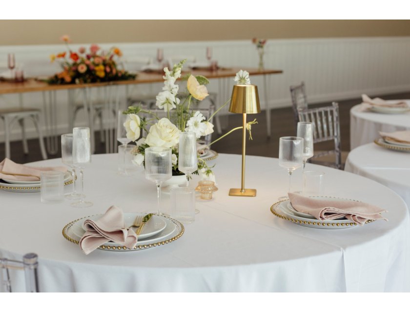 Table Lamp - LED - Gold