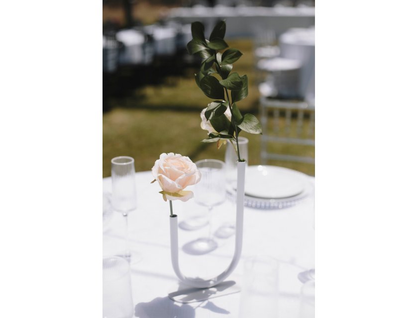 U Shape Bud Vase - White