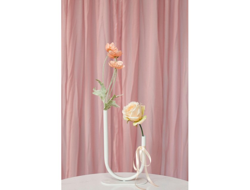U Shape Bud Vase - White