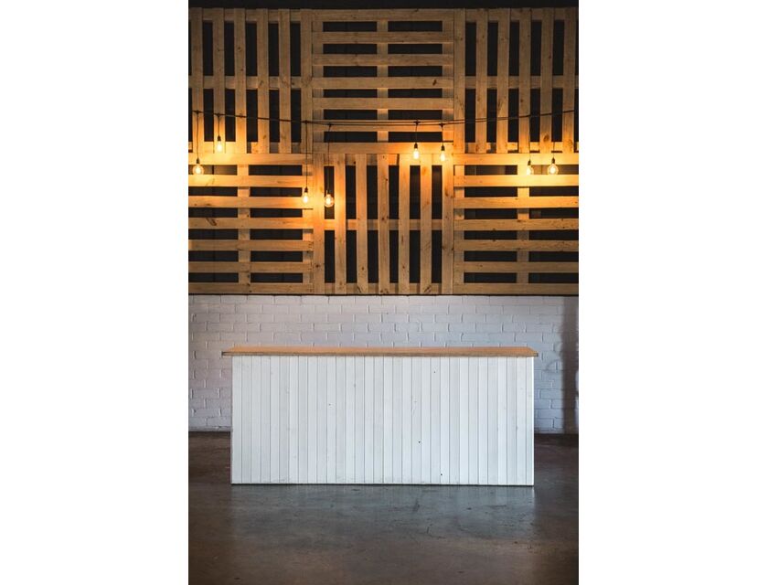 White Deluxe Bar
