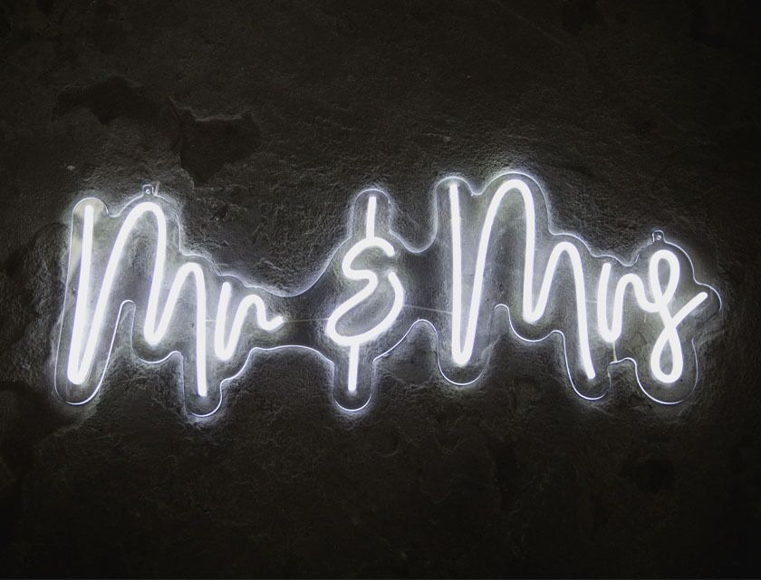 Mr & Mrs - Neon Sign - White