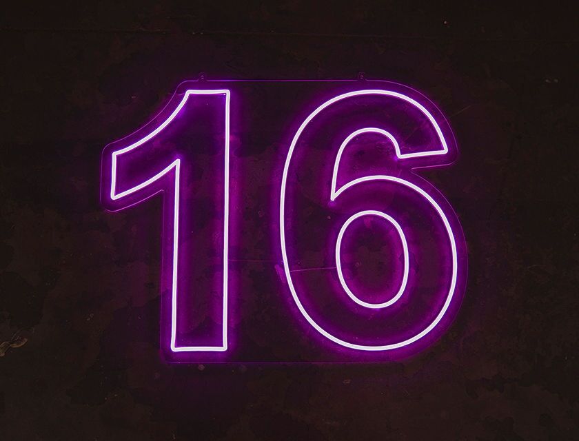 16 - Neon Sign - Hot Pink